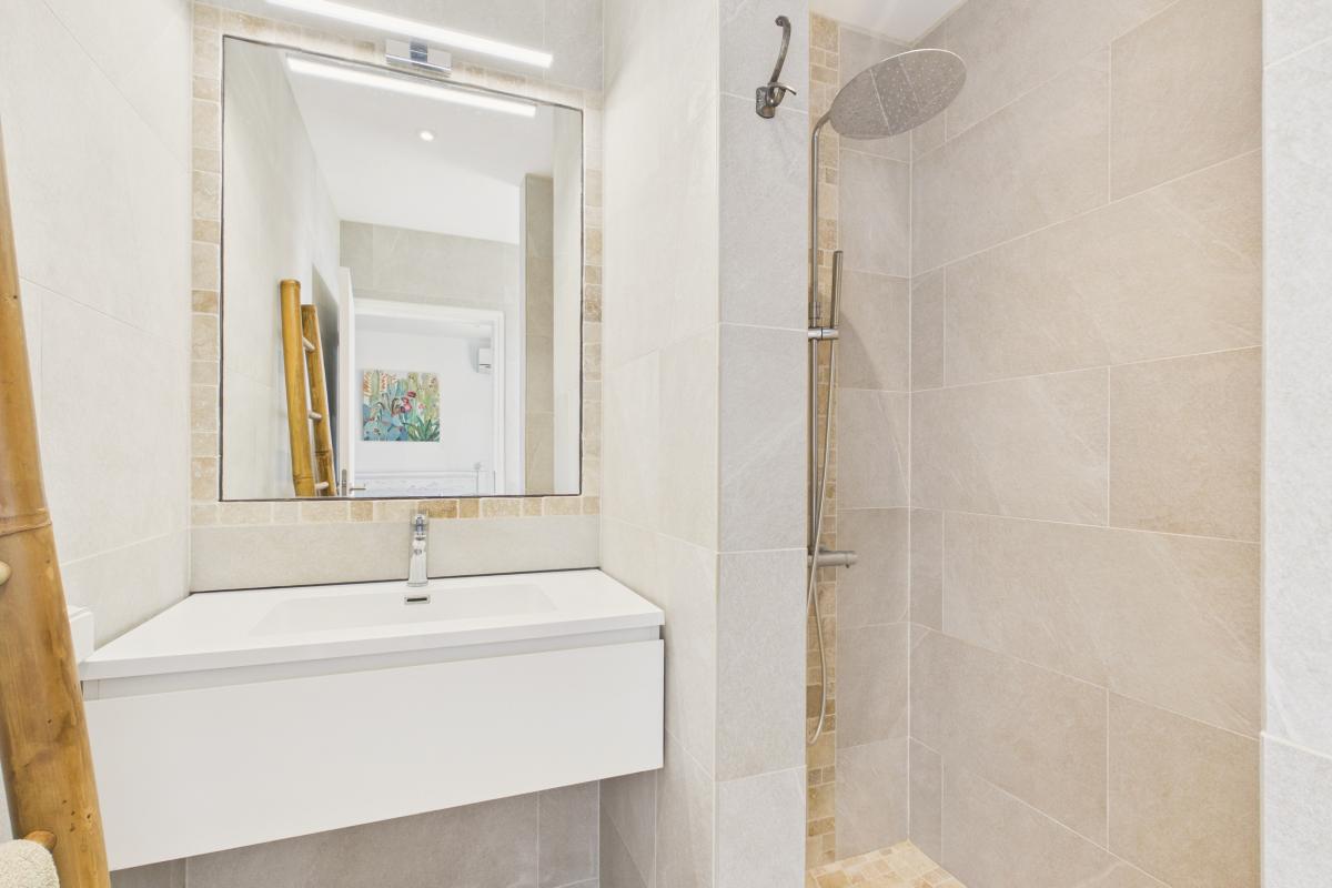 Location Villa 3 chambres 6 personnes  -sdb chambre 2